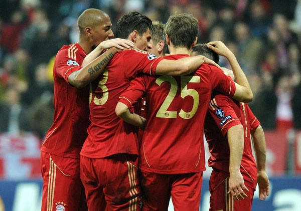 压迫对手边 压迫对手边