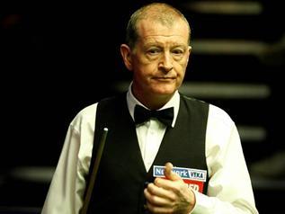 人换但形不 人换但形不